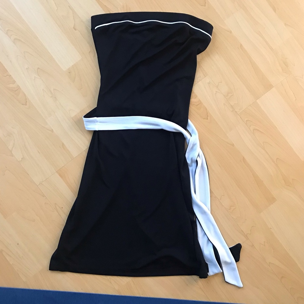 White House Black Market strapless dress